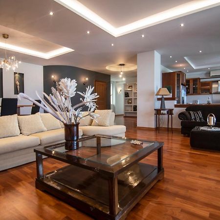 Akrata'S Elegant Luxury Suite Exterior foto
