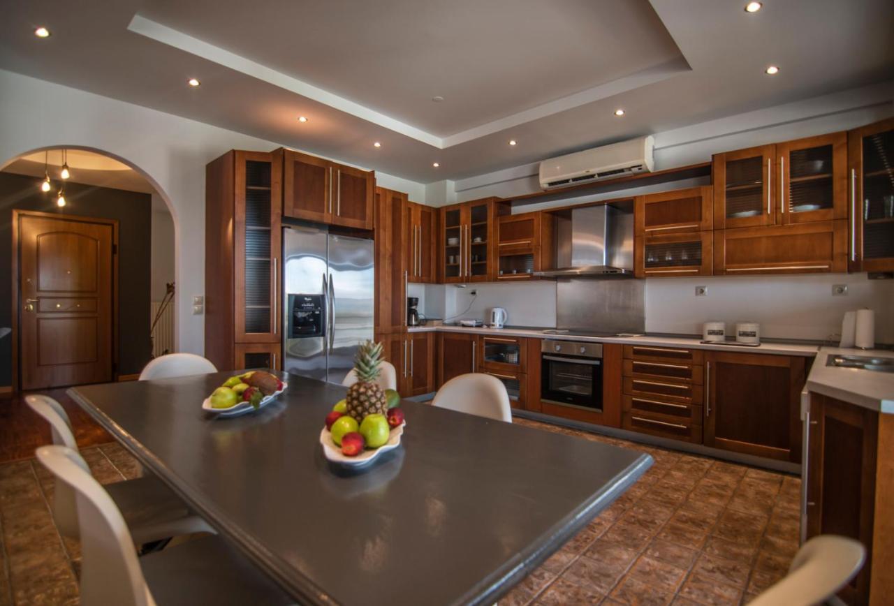 Akrata'S Elegant Luxury Suite Exterior foto